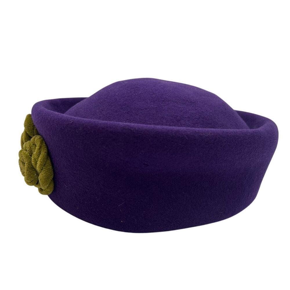 Vintage 80s Purple Wool Felt Pillbox Hat Olive Velvet Rosette Flowers 56cm Sz M - Picture 2 of 13